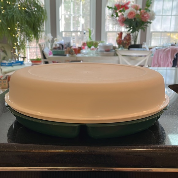 Vintage Tupperware Large Holiday Green Vegetable / Appetizer Party Tray - Picture 7 of 13
